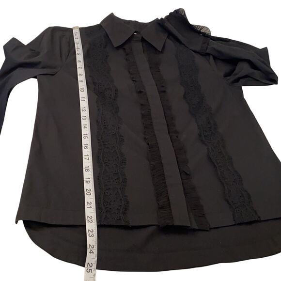 Laundry by Shelli Segal Women’s Size 4 Black Lace Long Sleeve Hidden Button Top - Picture 13 of 16